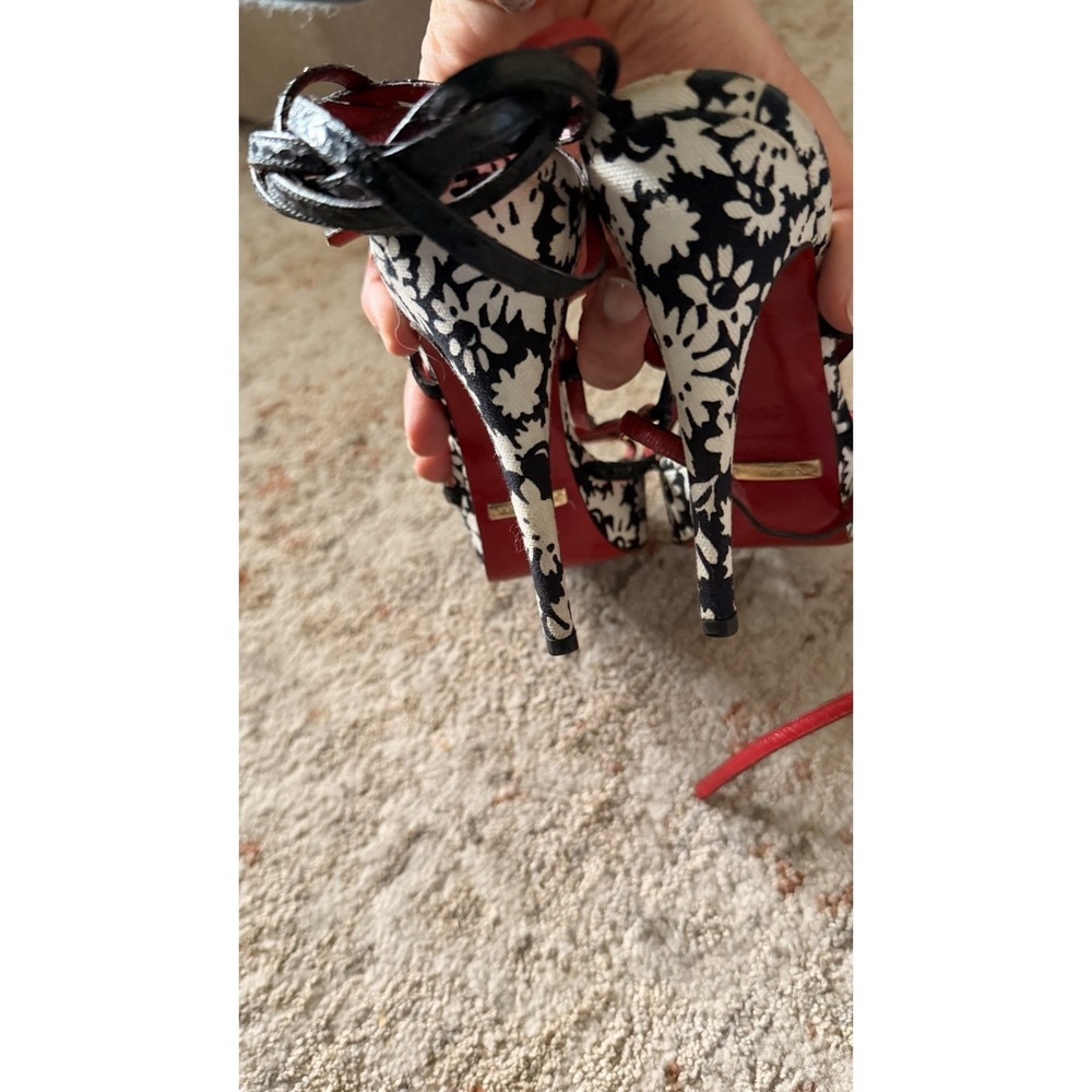 Dolce & Gabbana Strapped Sandal floral White & Black Sz EU 36.5 6 US Red Bottom - Picture 10 of 15